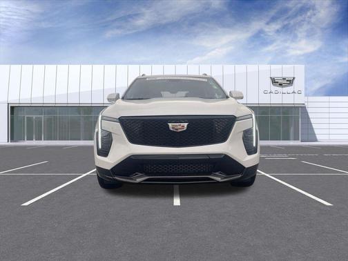Crystal White Tricoat 2024 Cadillac XT4 Sport