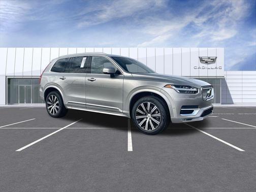 2025 Volvo XC90 B6 Plus 7-Seater