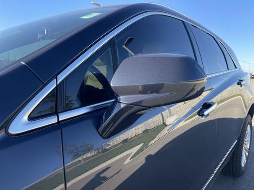 2018 Cadillac XT5 Base