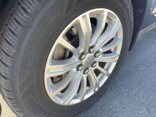 2018 Cadillac XT5 Base