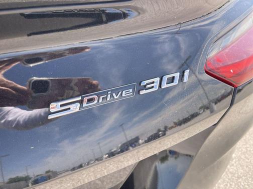 Black Sapphire Metallic 2025 BMW Z4 sDrive30i