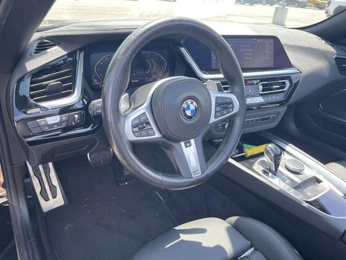 Black Sapphire Metallic 2025 BMW Z4 sDrive30i