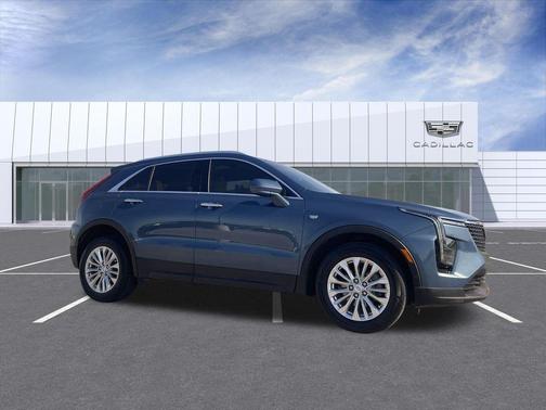 Deep Sea Metallic 2024 Cadillac XT4 Luxury