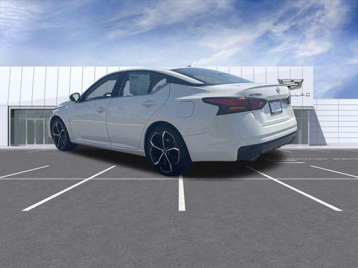 2024 Nissan Altima SR FWD