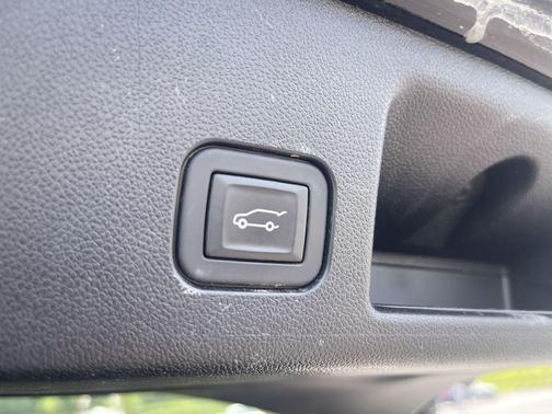 Black 2024 Chevrolet Equinox EV 2LT