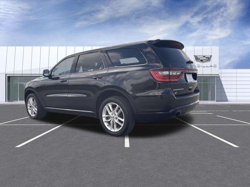 DB Black Clearcoat 2024 Dodge Durango GT AWD