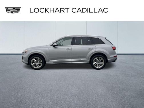 2022 Audi Q7 45 Premium