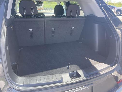 Mosaic Black Metallic 2025 Chevrolet Trailblazer LT