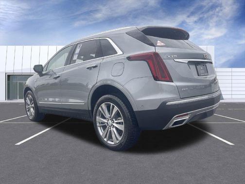 Argent Silver Metallic 2026 Cadillac XT5 Premium Luxury