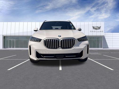 Alpine White 2024 BMW X5 xDrive40i