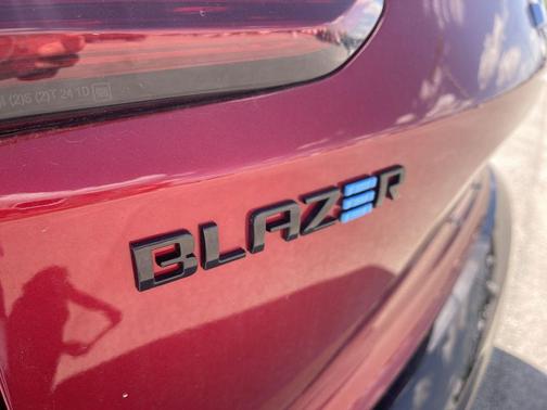 Radiant Red Tintcoat 2025 Chevrolet Blazer EV AWD RS