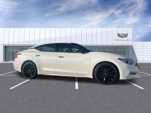 2017 Nissan Maxima 3.5 SR