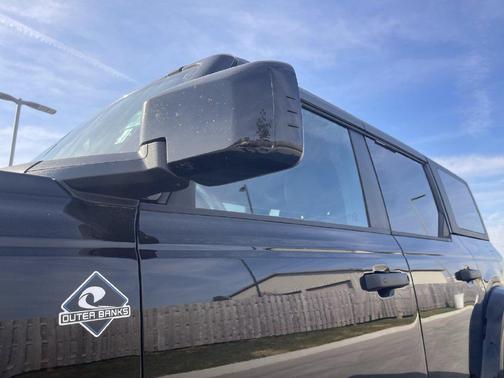 Shadow Black 2026 Ford Bronco Outer Banks