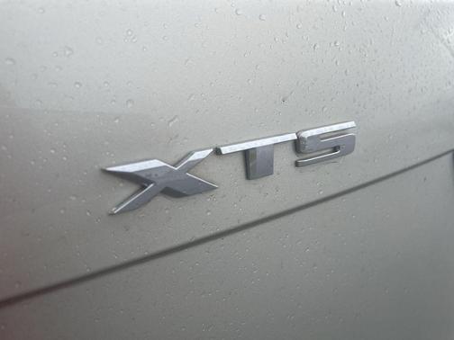 2016 Cadillac XTS Luxury