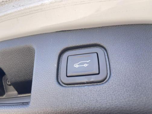 Summit White 2024 Chevrolet Blazer EV eAWD LT