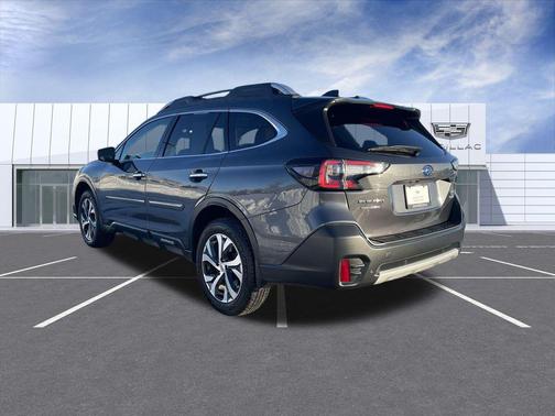 2022 Subaru Outback Touring