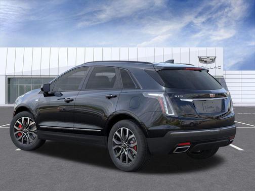 2025 Cadillac XT5 Sport