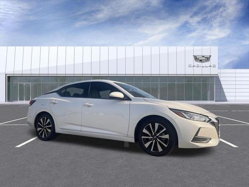 Aspen White Tricoat 2023 Nissan Sentra SV
