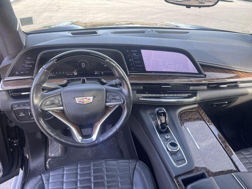 2023 Cadillac Escalade ESV Sport Platinum