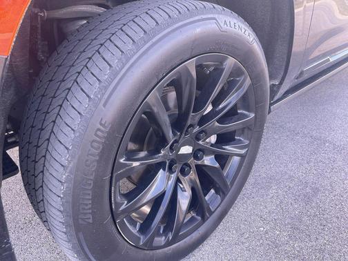 2023 Cadillac Escalade ESV Sport Platinum