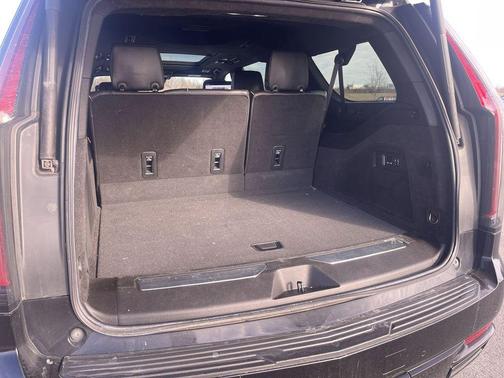 2023 Cadillac Escalade ESV Sport Platinum