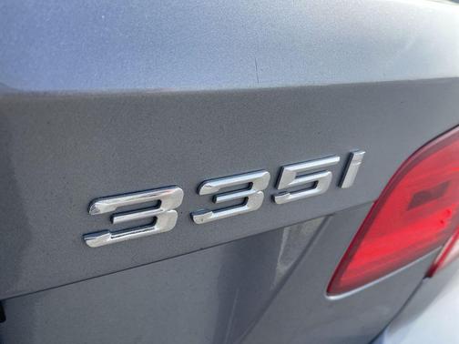 2009 BMW 335 335i