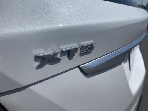 2022 Cadillac XT5 Luxury