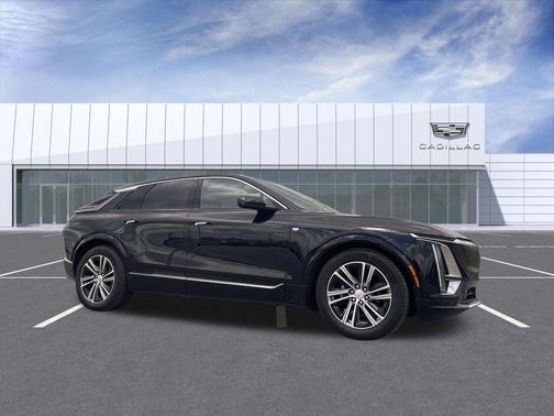 Stellar Black Metallic 2024 Cadillac LYRIQ Luxury