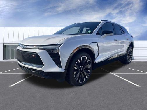 Iridescent Pearl Tricoat 2025 Chevrolet Blazer EV AWD RS