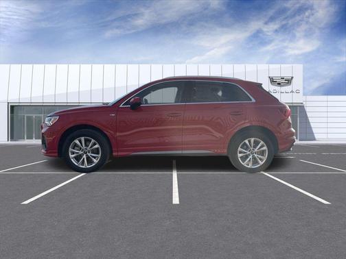 2025 Audi Q3 Premium 45 TFSI S line quattro Tiptronic