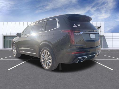 Stellar Black Metallic 2024 Cadillac XT6 Premium Luxury AWD