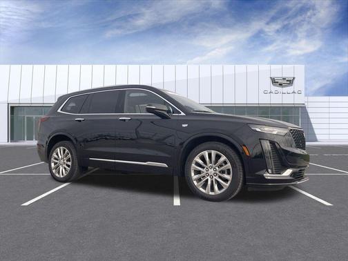 Stellar Black Metallic 2024 Cadillac XT6 Premium Luxury AWD
