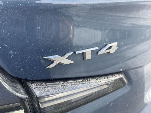 2024 Cadillac XT4 Sport