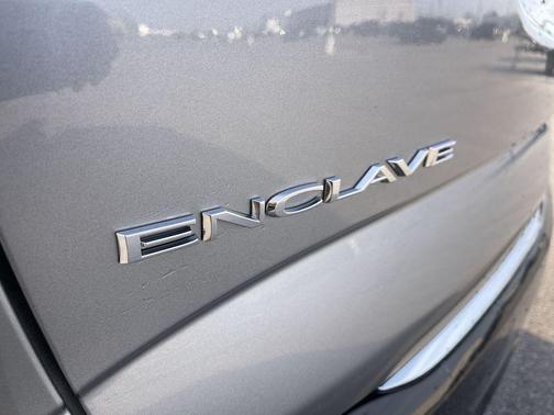 Moonstone Gray Metallic 2024 Buick Enclave Essence FWD