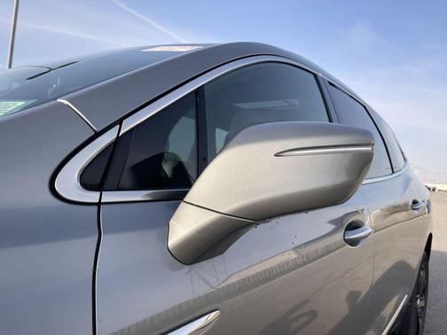 Moonstone Gray Metallic 2024 Buick Enclave Essence FWD