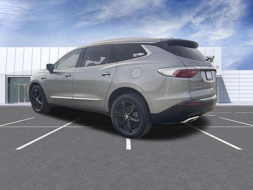 Moonstone Gray Metallic 2024 Buick Enclave Essence FWD