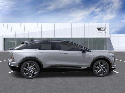 2025 Cadillac OPTIQ Luxury 1 AWD