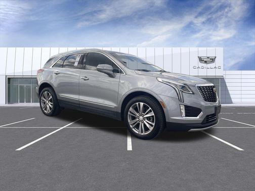 Argent Silver Metallic 2024 Cadillac XT5 Premium Luxury