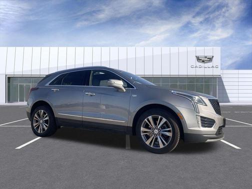 Argent Silver Metallic 2024 Cadillac XT5 Premium Luxury