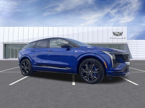 Deep Ocean Tintcoat 2027 Cadillac OPTIQ V-Series