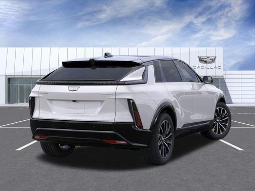 2025 Cadillac LYRIQ Sport