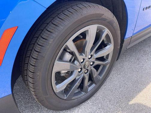 Riptide Blue Metallic 2024 Chevrolet Equinox FWD RS