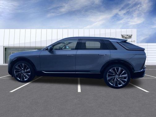 2024 Cadillac LYRIQ Luxury