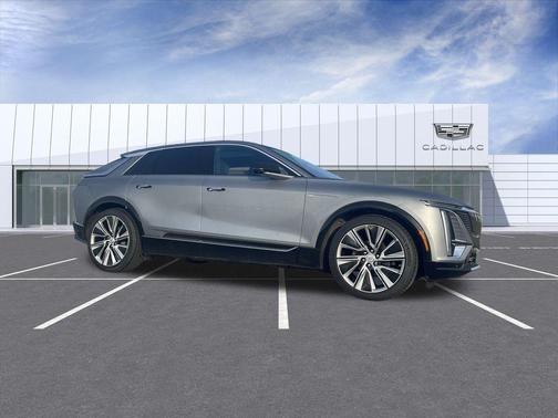 2024 Cadillac LYRIQ Luxury
