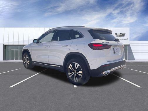 Polar White 2024 Mercedes-Benz GLA 250 4MATIC