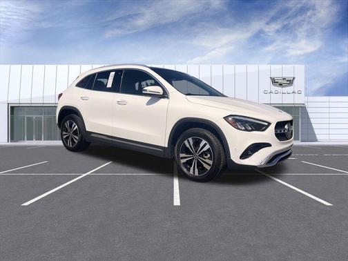 Polar White 2024 Mercedes-Benz GLA 250 4MATIC