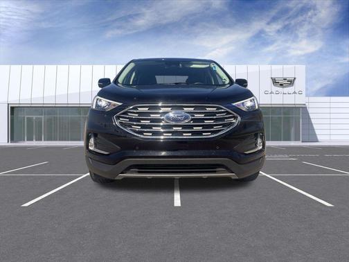 AGATE BLACK METALLIC 2024 Ford Edge Titanium