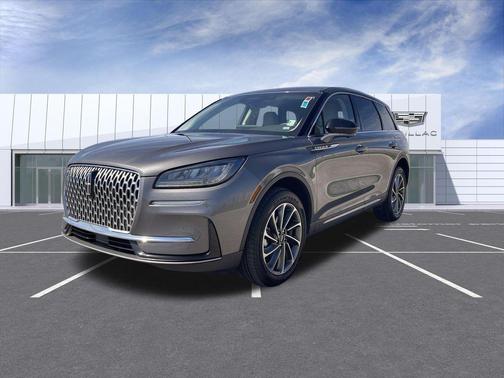 ASHER GRAY MET CC 2024 Lincoln Corsair Premiere