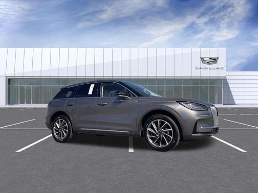 ASHER GRAY MET CC 2024 Lincoln Corsair Premiere