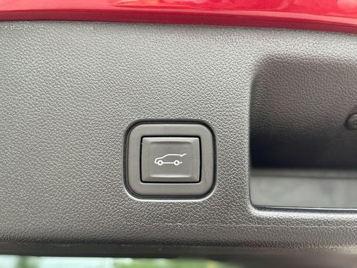Radiant Red Tintcoat 2024 Chevrolet Equinox EV 2LT